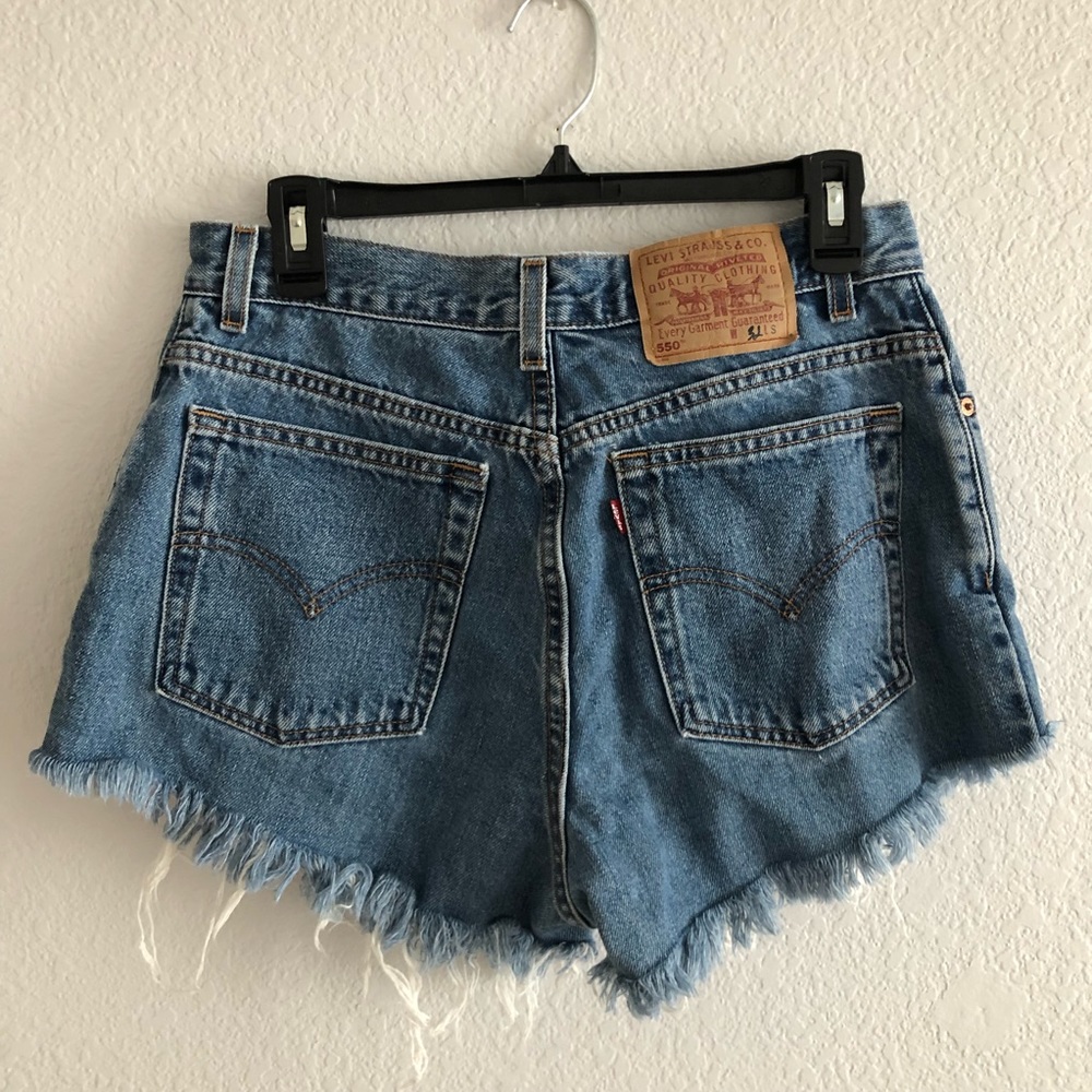 Levi 501 Cutoff Shorts - Picture 5 of 11